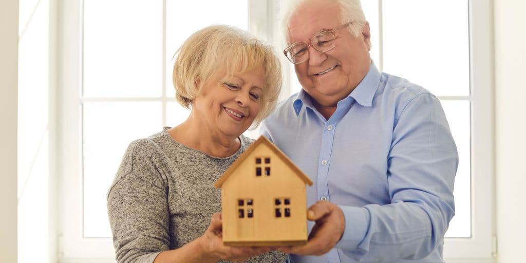 Old Couple Holding House - Can I Live in My SMSF Property When I Retire