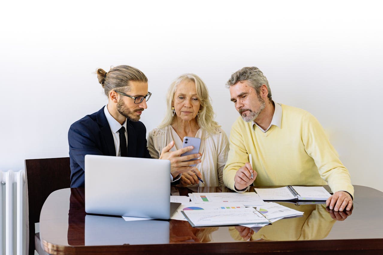 Costco Retirement Benefits (What Employees Need to Know About)